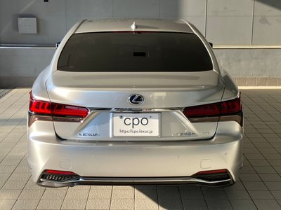 صورة مصغرة 16 لـ 2021 Lexus LS