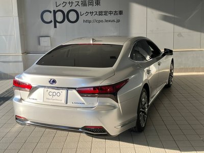 صورة 2 لـ 2021 Lexus LS