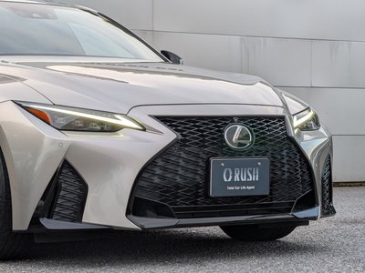صورة مصغرة 36 لـ 2020 Lexus IS