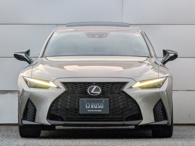 2020 Lexus IS 照片 9