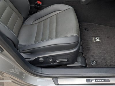 صورة مصغرة 15 لـ 2020 Lexus IS