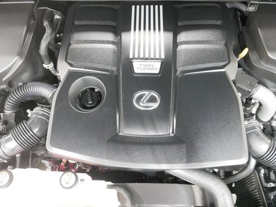 2023 Lexus LX — фото 10