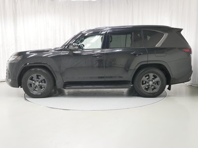 2023 Lexus LX — фото 3