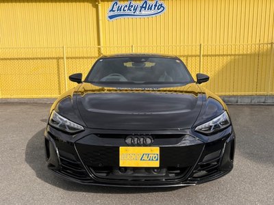 AUDI RS E-TRON GT - 8