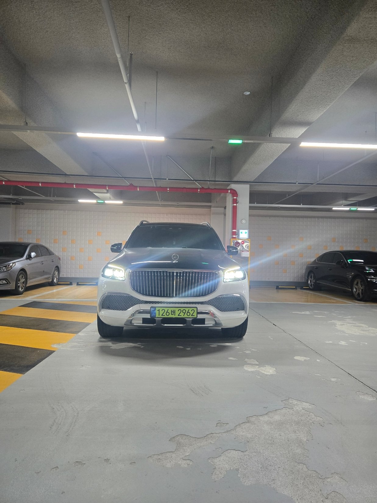 MERCEDES-BENZ GLS - View 1