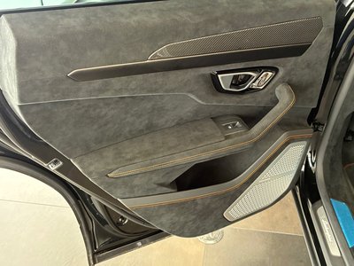2025 Lamborghini URUS 缩略图 33