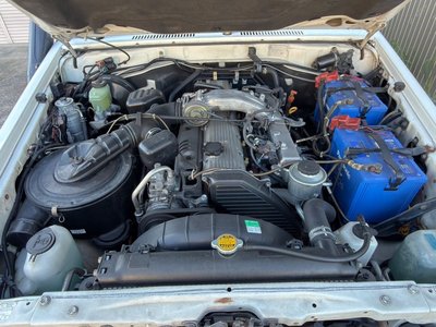 صورة مصغرة 30 لـ 2004 Toyota LAND CRUISER 70