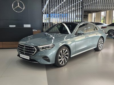 2025 Mercedes-BENZ E-CLASS 照片 1
