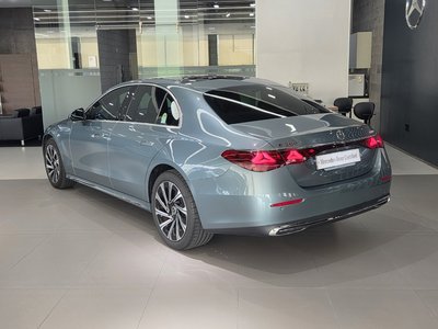 2025 Mercedes-BENZ E-CLASS 照片 5