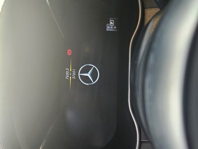 MERCEDES-BENZ C-CLASS - 10