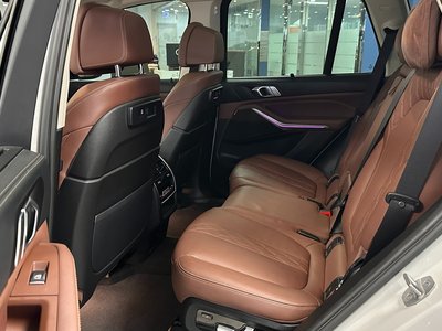2022 BMW X5 — миниатюра 11
