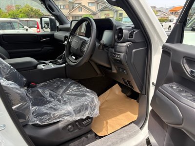 TOYOTA LAND CRUISER 250 - 7