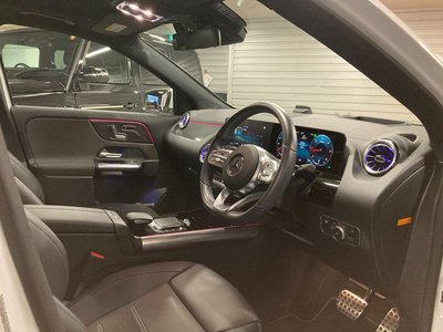 MERCEDES-BENZ GLA - 5