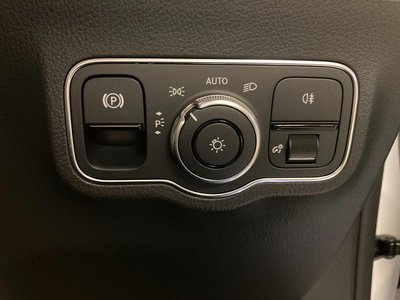 MERCEDES-BENZ GLA - 9