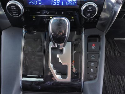 2021 TOYOTA ALPHARD 缩略图 21
