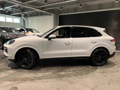 PORSCHE CAYENNE - 4
