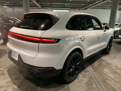PORSCHE CAYENNE - 10