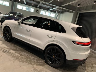 PORSCHE CAYENNE - 7