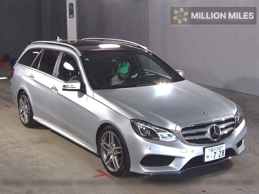 MERCEDES-BENZ E-CLASS - View 1