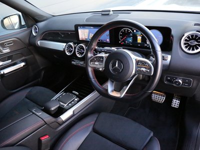 MERCEDES-BENZ GLB - 10