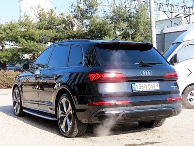AUDI Q7 - 2