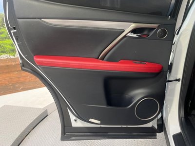 صورة مصغرة 39 لـ 2020 Lexus RX