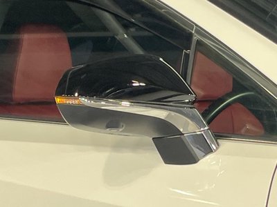 صورة مصغرة 47 لـ 2020 Lexus RX