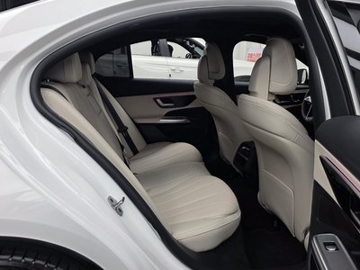 2025 Mercedes-BENZ E-CLASS 缩略图 18