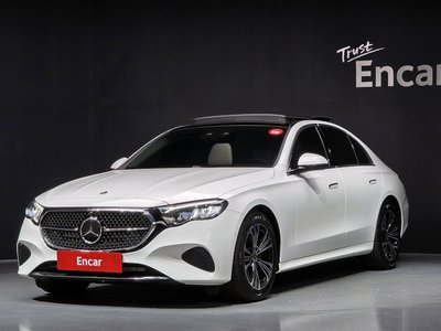 MERCEDES-BENZ E-CLASS