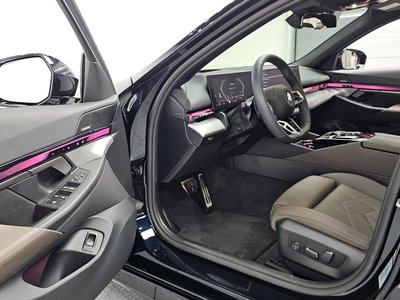 BMW 5 SERIES - 10