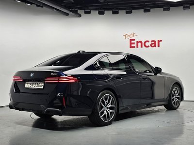 BMW 5 SERIES - 3