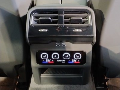 2025 BMW I5 TOURING thumbnail 19