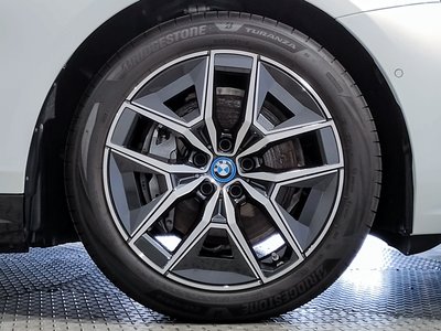 2025 BMW I5 TOURING thumbnail 30
