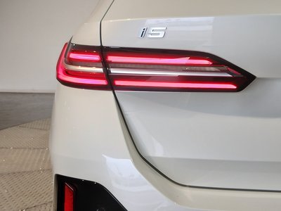 2025 BMW I5 TOURING thumbnail 35