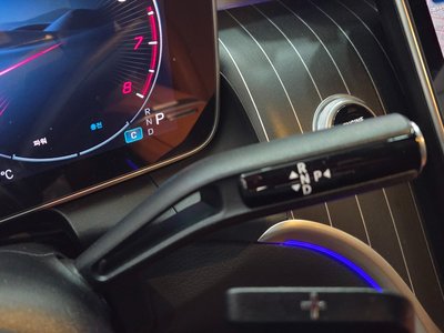 MERCEDES-BENZ GLC - 9