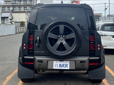 LAND ROVER DEFENDER 110 X DYNAMIC HSE D300 - 4