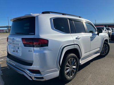 2024 Toyota LAND CRUISER 300 照片 12