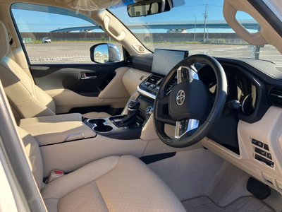 2024 Toyota LAND CRUISER 300 照片 9