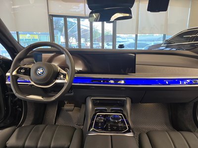 BMW 7 SERIES - 4