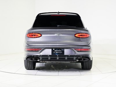 BENTLEY BENTAYGA - 3