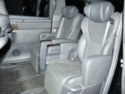 2024 Toyota ALPHARD — миниатюра 11