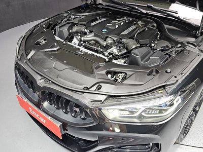 BMW 8 SERIES - 7