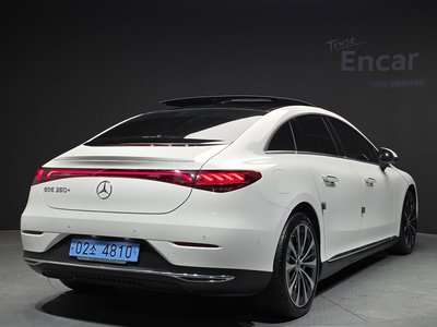 MERCEDES-BENZ EQE - 3