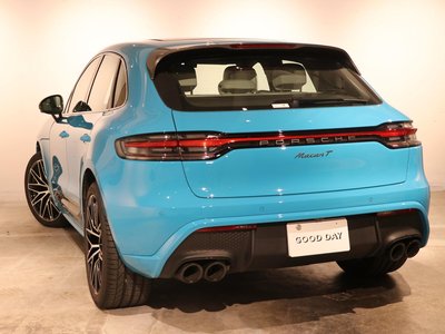 PORSCHE MACAN - 3