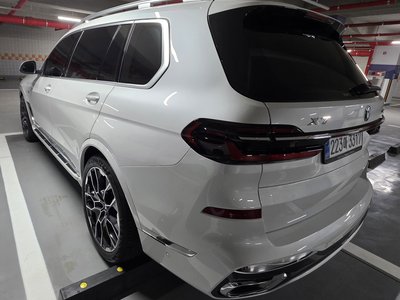 2025 BMW X7 照片 7
