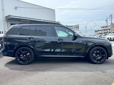 2026 BMW X7 photo 4