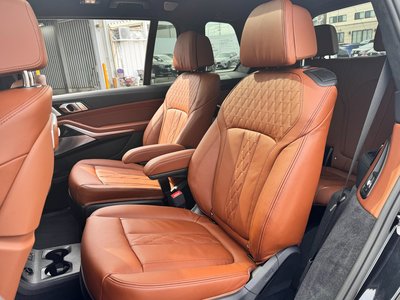 2026 BMW X7 缩略图 36