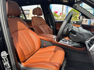 2026 BMW X7 缩略图 26