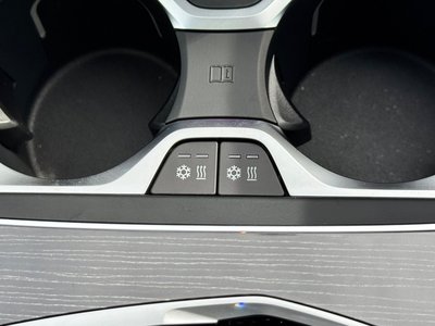2026 BMW X7 缩略图 75
