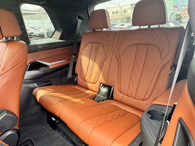 2026 BMW X7 缩略图 39